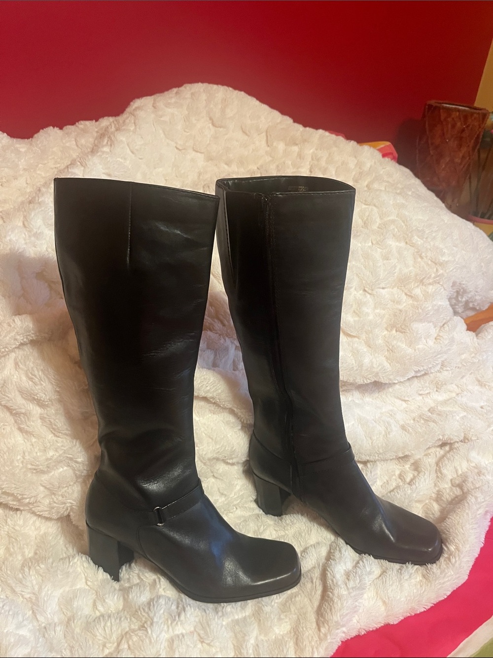 Nine West Black Genuine Leather Knee High 2” Heeled Boots Size 8 Never Worn
